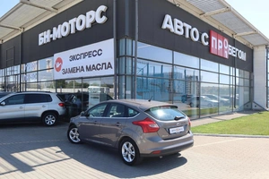 Хэтчбек Ford Focus 2013 года, 880000 рублей, Мирное