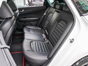 Седан Kia Optima 2018 года, 2370000 рублей, Краснодар