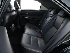 Седан Toyota Camry 2014 года, 1977077 рублей, Москва
