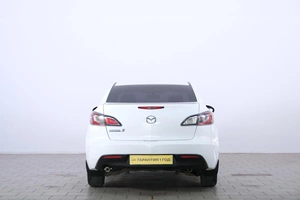 Седан Mazda 3 2010 года, 999000 рублей, Омск