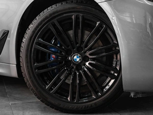 Седан BMW 5 серия 2019 года, 4499000 рублей, Тюмень