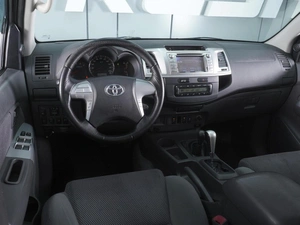 Пикап Toyota Hilux 2013 года, 1410000 рублей, Ростов-на-Дону