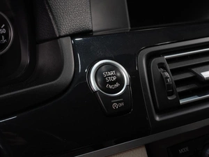 Седан BMW 5 серия 2012 года, 1779000 рублей, Тюмень