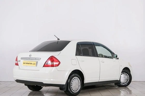 Седан Nissan Tiida Latio 2010 года, 649000 рублей, Красноярск