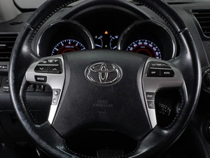 Внедорожник Toyota Highlander 2013 года, 2250000 рублей, Тюмень