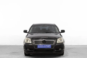 Седан Toyota Avensis 2005 года, 709000 рублей, Барнаул