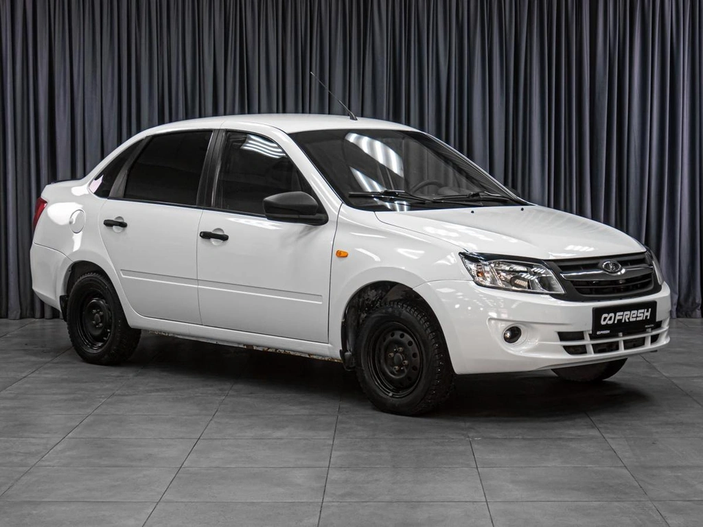 Седан ВАЗ (LADA) Granta 2016 года, 419000 рублей, Тюмень