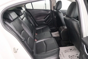 Седан Mazda Axela 2017 года, 1449000 рублей, Красноярск