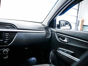 Хетчбэк Kia Rio X-Line 2019 года, 1370000 рублей, Красноярск