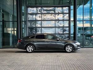 Седан Hyundai Sonata 2019 года, 2120000 рублей, Уфа