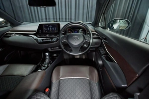 Внедорожник Toyota C-HR 2019 года, 2170000 рублей, Красноярск