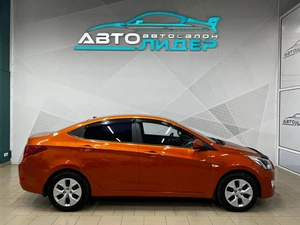 Седан Hyundai Solaris 2015 года, 949000 рублей, Красноярск