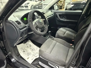Хетчбэк Skoda Fabia 2012 года, 647000 рублей, Красноярск