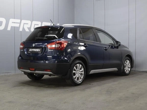Внедорожник Suzuki SX4 2019 года, 2150000 рублей, Омск