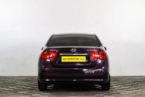 Седан Hyundai Elantra 2010 года, 749000 рублей, Сургут