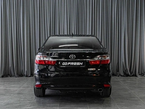 Седан Toyota Camry 2017 года, 1979000 рублей, Тюмень