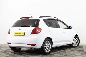 Хетчбэк Kia Ceed 2010 года, 849000 рублей, Сургут
