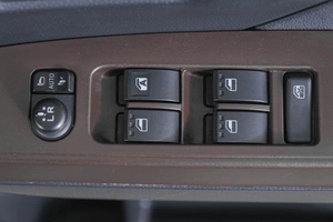 Хетчбэк Toyota Tank 2019 года, 1199000 рублей, Кемерово