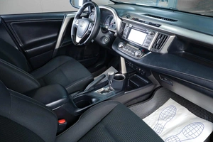 Внедорожник Toyota RAV4 2016 года, 1999000 рублей, Тюмень