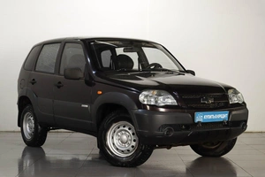 Внедорожник Chevrolet Niva 2011 года, 519000 рублей, Челябинск