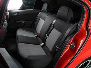 Седан Opel Astra 2012 года, 849000 рублей, Воронеж