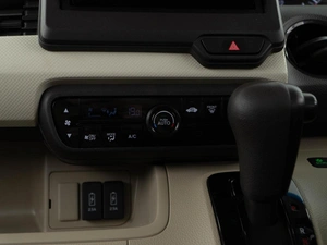 Хетчбэк Honda N-BOX 2019 года, 827077 рублей, Москва