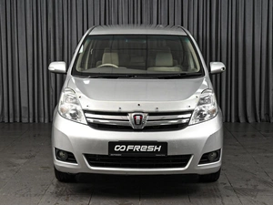 Минивэн Toyota Isis 2011 года, 964000 рублей, Ставрополь
