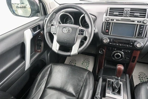 Внедорожник Toyota Land Cruiser Prado 2015 года, 4199000 рублей, Красноярск