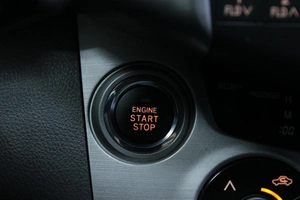 Внедорожник Toyota RAV4 2008 года, 1398000 рублей, Солонцы