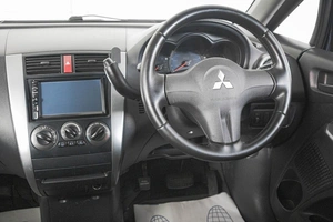 Хетчбэк Mitsubishi Colt 2009 года, 549000 рублей, Кемерово
