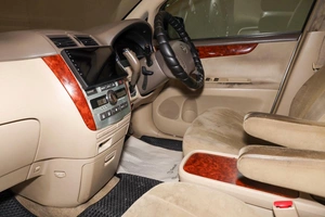 Минивэн Toyota Ipsum 2004 года, 839000 рублей, Новосибирск