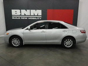 Седан Toyota Camry 2010 года, 1870000 рублей, Курск