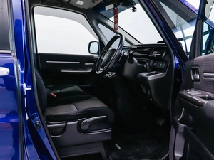 Минивэн Honda Stepwgn Spada 2016 года, 1850000 рублей, Красноярск