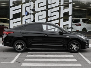 Седан Hyundai Solaris 2018 года, 1099000 рублей, Волгоград