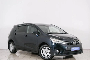 Минивэн Toyota Verso 2013 года, 1289000 рублей, Красноярск