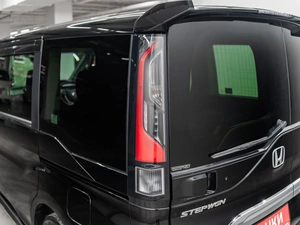 Минивэн Honda Stepwgn Spada 2019 года, 2250000 рублей, Красноярск
