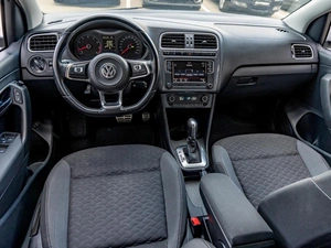 Седан Volkswagen Polo 2018 года, 1299000 рублей, Саратов