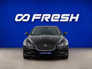 Седан Jaguar XJ 2010 года, 1749077 рублей, Москва