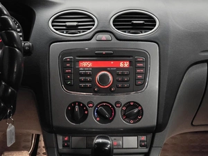 Седан Ford Focus 2011 года, 600000 рублей, Красноярск