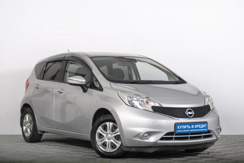 Хетчбэк Nissan Note 2016 года, 1049000 рублей, Томск