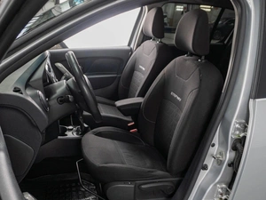 Хетчбэк Renault Sandero 2017 года, 1099000 рублей, Тюмень