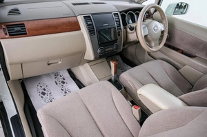 Седан Nissan Tiida Latio 2010 года, 649000 рублей, Красноярск