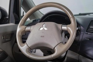 Минивэн Mitsubishi Grandis 2004 года, 899000 рублей, Томск