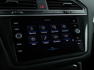 Внедорожник Volkswagen Tiguan 2021 года, 2549777 рублей, Москва