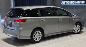 Минивэн Toyota Wish 2010 года, 1297000 рублей, Красноярск