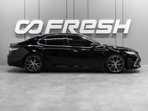 Седан Toyota Camry 2021 года, 3549000 рублей, Тюмень