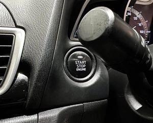 Хетчбэк Mazda Axela 2016 года, 1247000 рублей, Красноярск