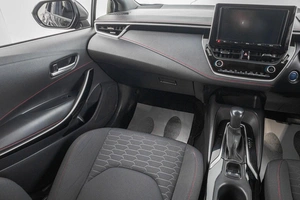 Хетчбэк Toyota Corolla 2018 года, 1749000 рублей, Барнаул