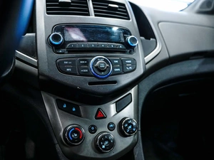 Седан Chevrolet Aveo 2012 года, 670000 рублей, Красноярск