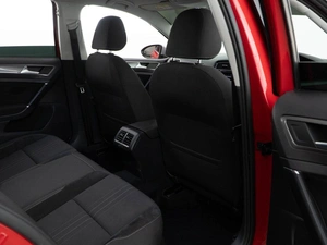 Универсал Volkswagen Golf 2019 года, 2491046 рублей, Москва